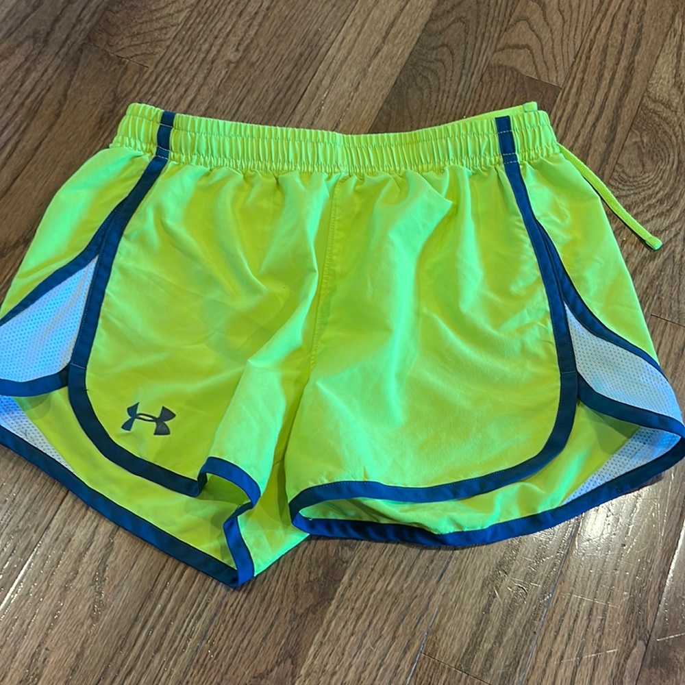 Under armour girls running shorts